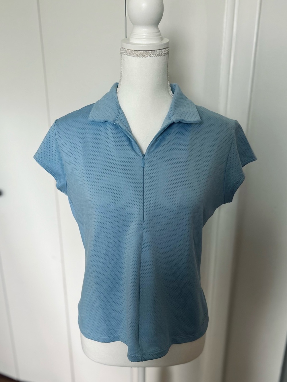 Women’s Light Blue Short-Sleeve Collared Performance Tee